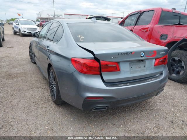 2018 BMW 540I WBAJE7C5XJWC54710 Photo 2