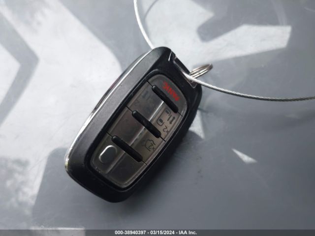 2C4RC1GG6JR256688 Chrysler Pacifica Limited