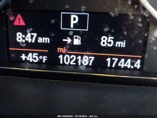 WBA3B1G53FNT64226 BMW 320i