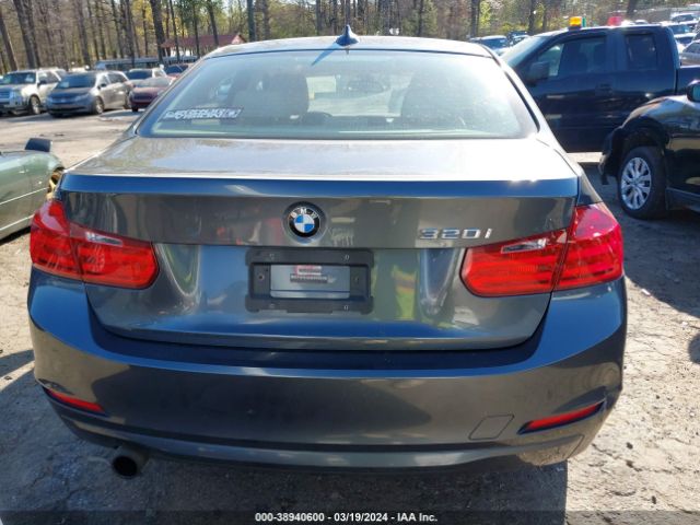 WBA3B1G53FNT64226 BMW 320i