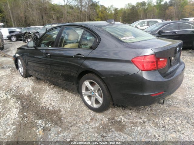 WBA3B1G53FNT64226 BMW 320i