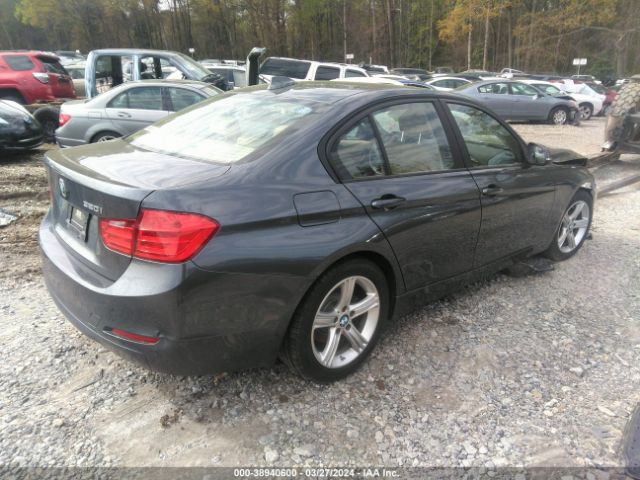 WBA3B1G53FNT64226 BMW 320i