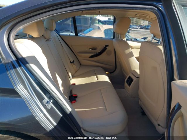 WBA3B1G53FNT64226 BMW 320i