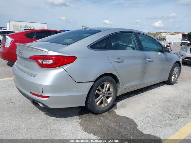 Hyundai SONATA SE 2016 5NPE24AF1GH352043 Image 4