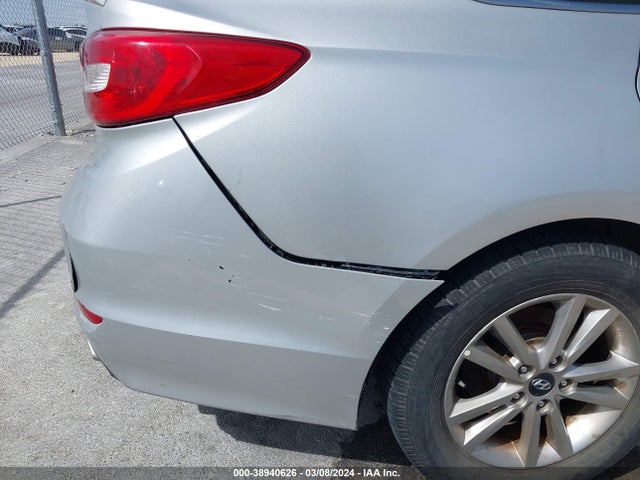 Hyundai SONATA SE 2016 5NPE24AF1GH352043 Image 6