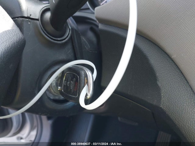 Hyundai Santa Fe Se 2017 KM8SM4HF6HU183868 Image 11