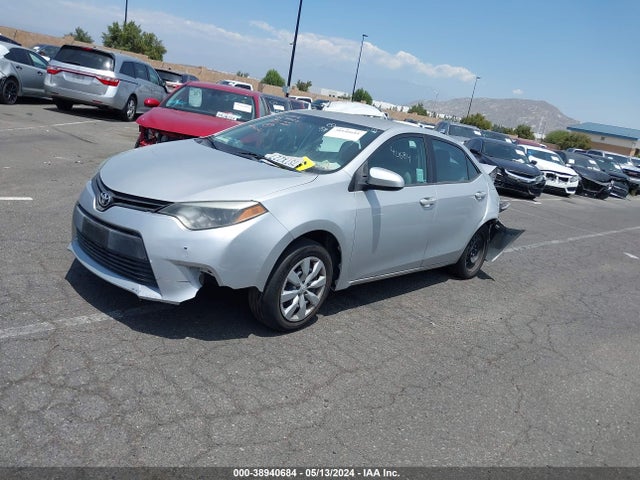 Toyota COROLLA LE 2016 5YFBURHE4GP501717 Image 2