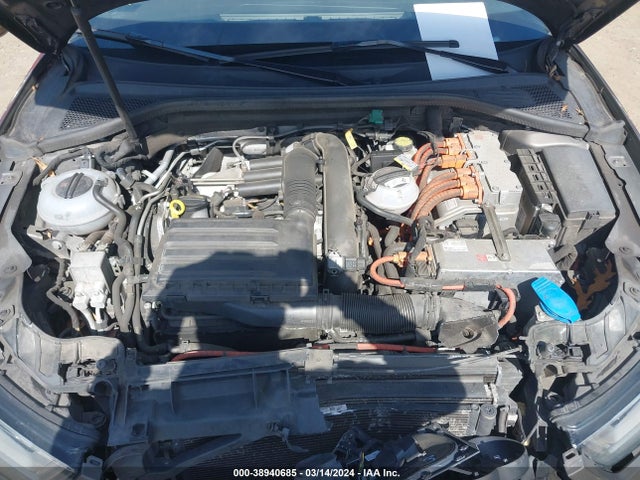 WAUUPBFF5GA141698 Audi A3 E-tron 1.4t Premium