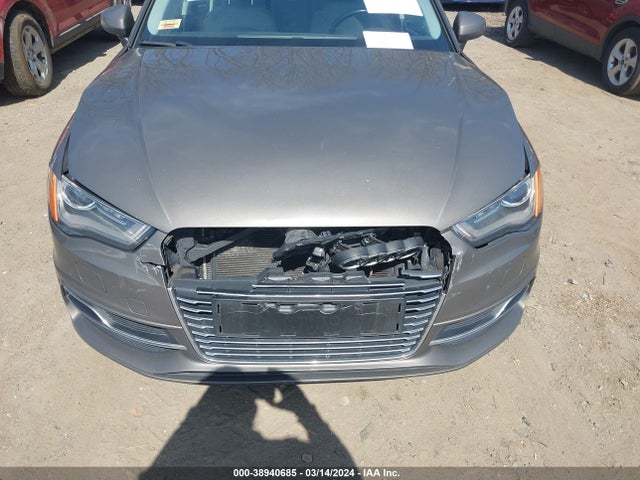 WAUUPBFF5GA141698 Audi A3 E-tron 1.4t Premium