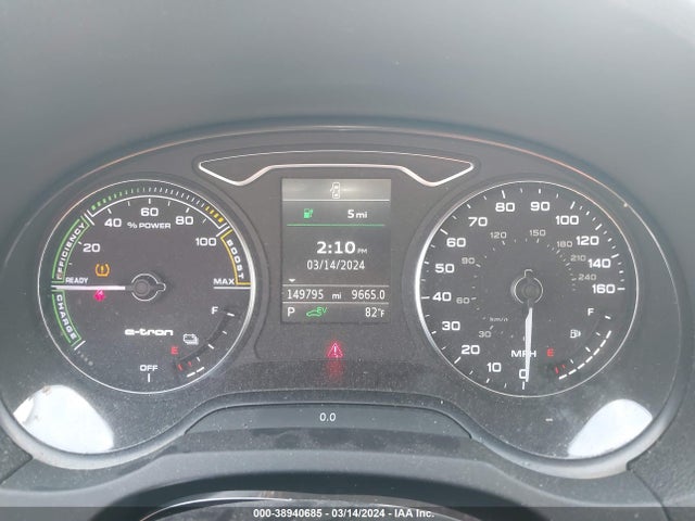 WAUUPBFF5GA141698 Audi A3 E-tron 1.4t Premium