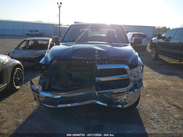 1C6RR7FG2KS703978 RAM 1500 Classic Tradesman Quad Cab 4x4 6'4 Box