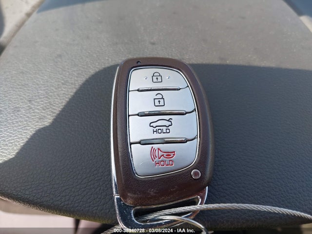 Hyundai Elantra Value Edition 2017 5NPD84LFXHH137012 Image 11
