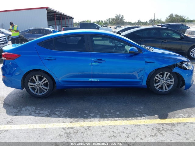 Hyundai Elantra Value Edition 2017 5NPD84LFXHH137012 Image 13