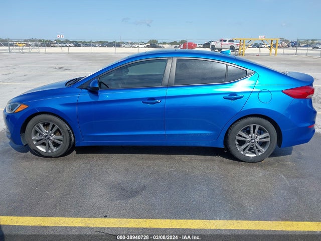 Hyundai Elantra Value Edition 2017 5NPD84LFXHH137012 Image 14