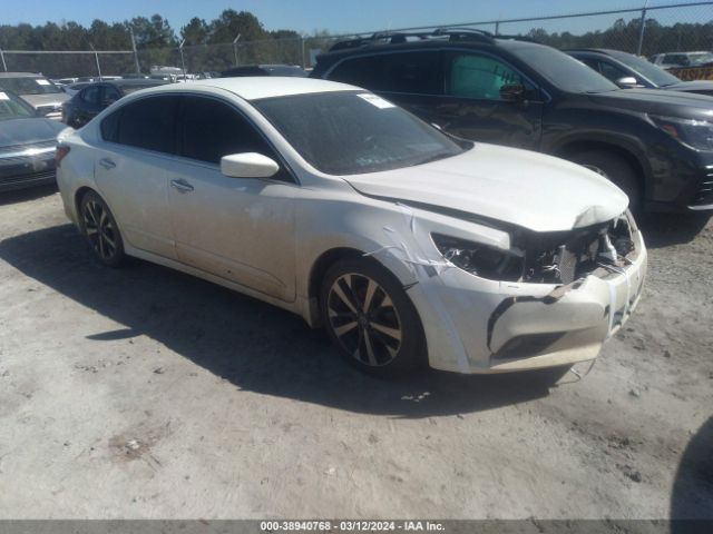 2017 Nissan Altima 2.5 Sr მანქანა იყიდება აუქციონზე, vin: 1N4AL3AP8HC119780, აუქციონის ნომერი: 38940768