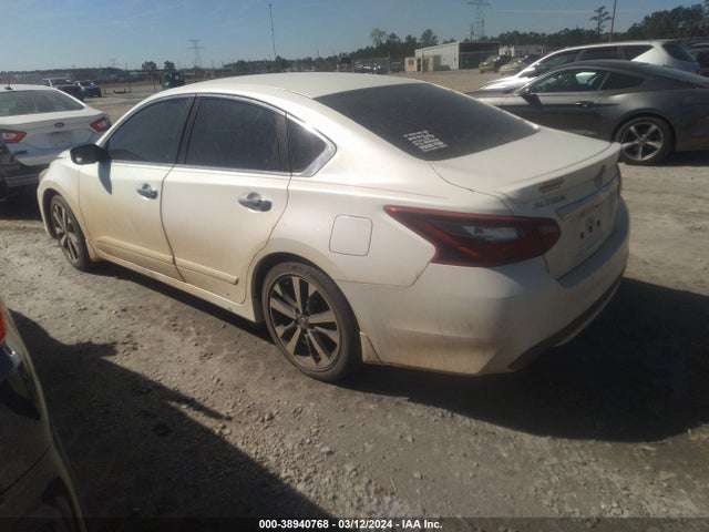 Nissan Altima 2.5 Sr 2017 1N4AL3AP8HC119780 Image 3