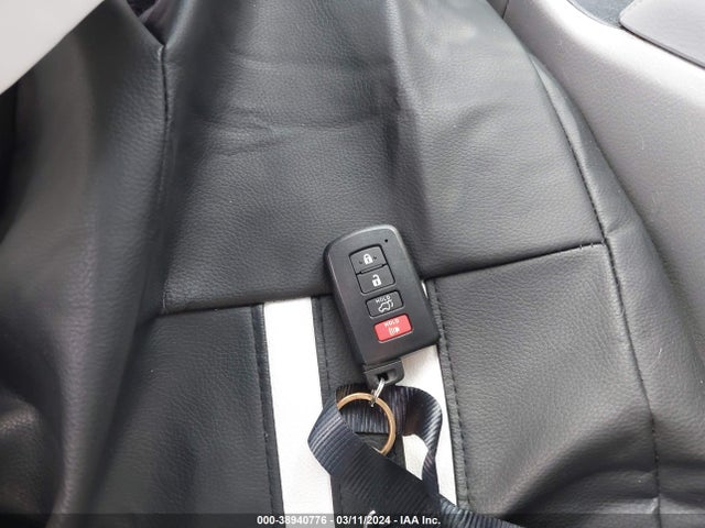 Toyota Highlander Xle 2017 5TDKZRFH9HS509061 Image 11