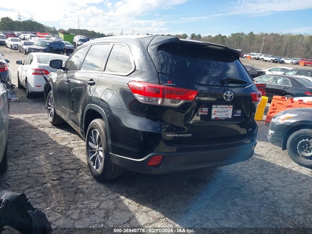 Toyota Highlander Xle 2017 5TDKZRFH9HS509061 Image 3