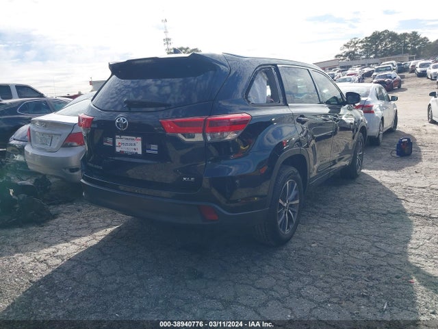 Toyota Highlander Xle 2017 5TDKZRFH9HS509061 Image 4