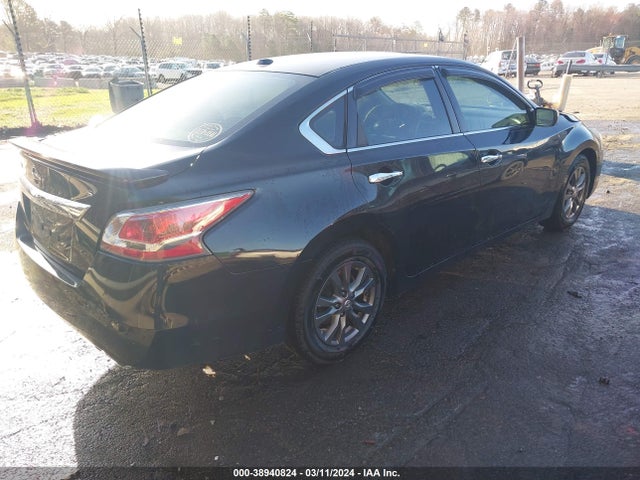 Nissan Altima 2.5 S 2015 1N4AL3AP1FC194060 Image 4