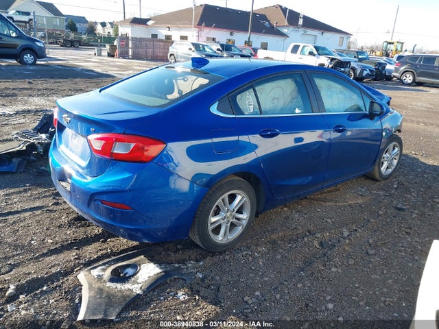 Chevrolet Cruze Lt Auto 2018 1G1BE5SM7J7224570 Image 4