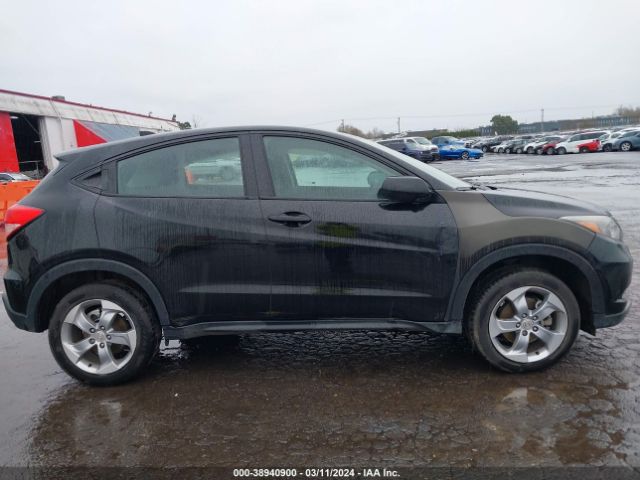 3CZRU6H35JG701816 Honda HR-V LX