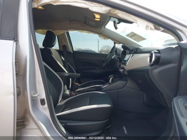 3N1CN8EV7LL837162 Nissan Versa Sv Xtronic Cvt
