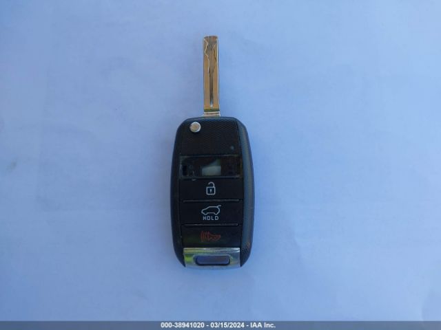KNDMA5C10G6118086 KIA Sedona L