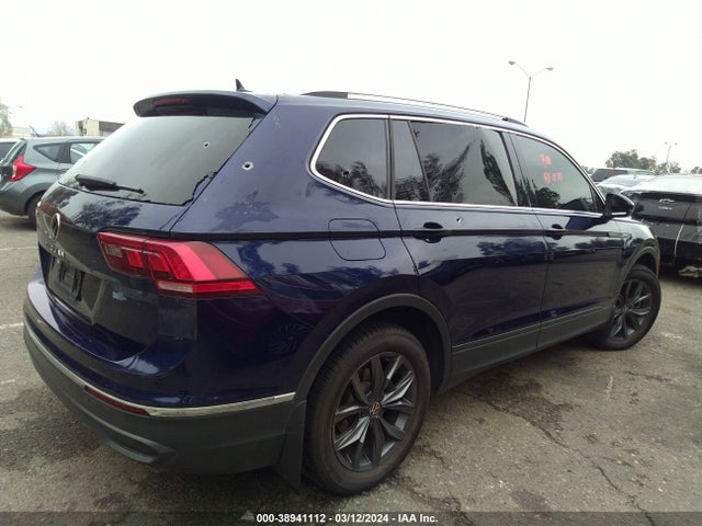 3VV3B7AX0NM065108 Volkswagen Tiguan 2.0t Se