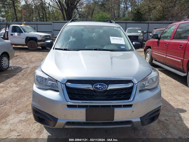 Subaru Forester 2.5i 2018 JF2SJABC0JH611895 Image 13