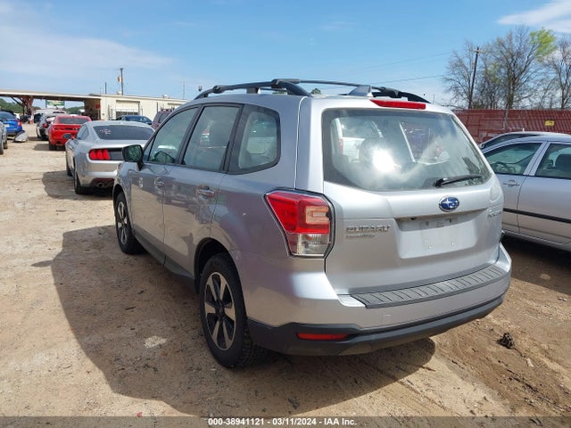 Subaru Forester 2.5i 2018 JF2SJABC0JH611895 Image 3