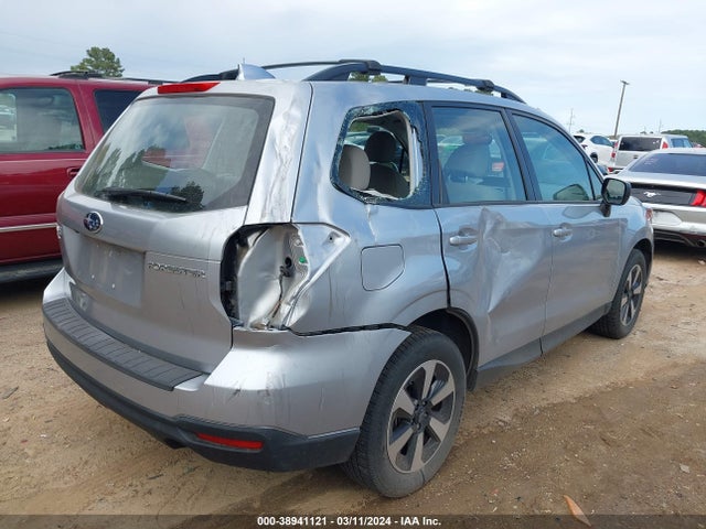 Subaru Forester 2.5i 2018 JF2SJABC0JH611895 Image 6