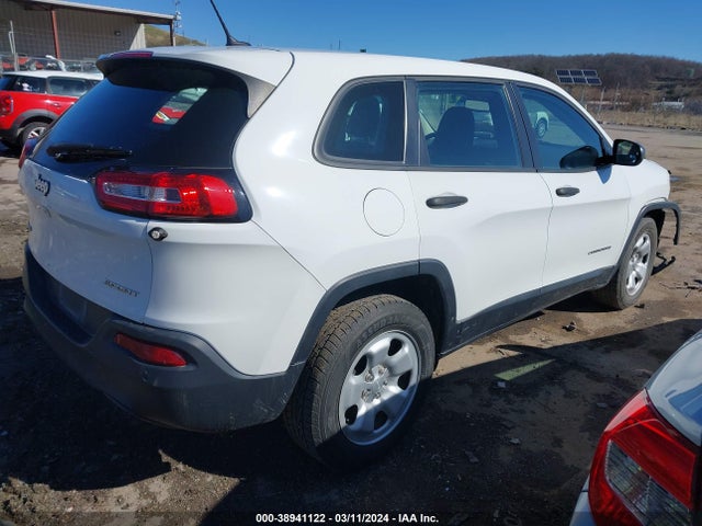 1C4PJMAB5HW562195 Jeep Cherokee Sport 4x4