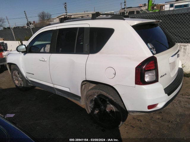 1C4NJDBB8GD757305 Jeep Compass Sport