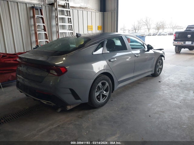 KIA K5 LXS 2022 5XXG14J23NG100375 Image 4