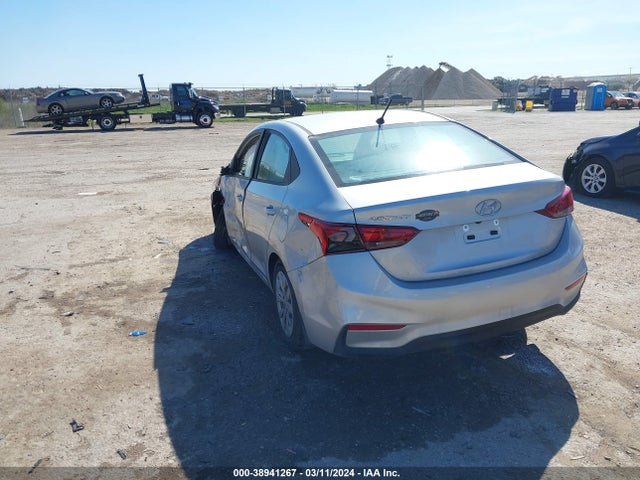 Hyundai ACCENT SE 2022 3KPC24A62NE175107 Image 3