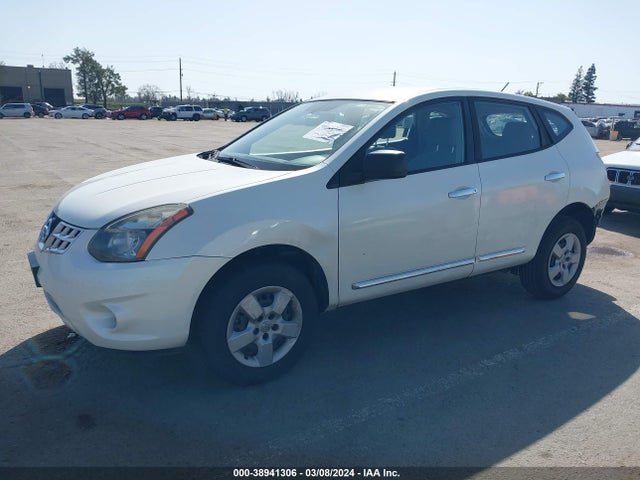 Nissan Rogue Select S 2015 JN8AS5MTXFW674537 Image 2