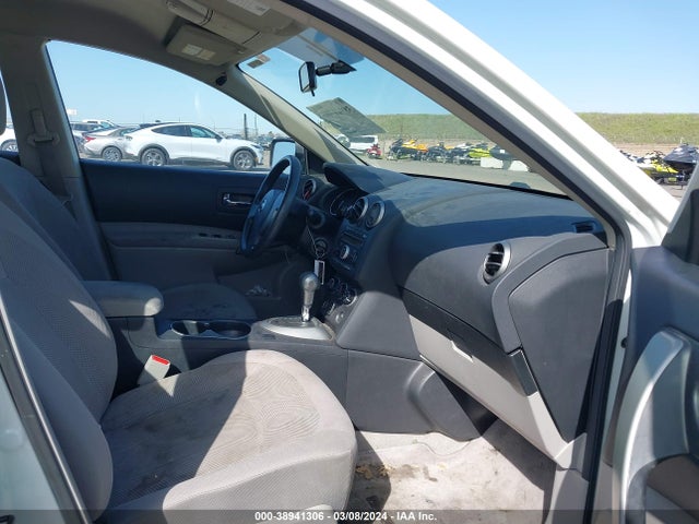 Nissan Rogue Select S 2015 JN8AS5MTXFW674537 Image 5