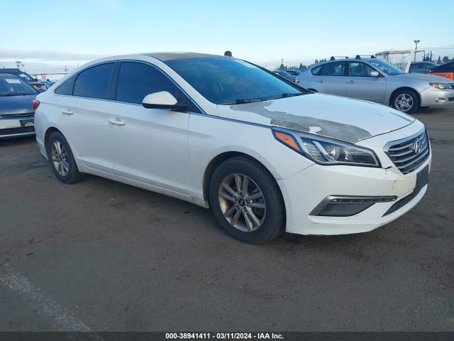 Hyundai SONATA SE 2015 5NPE24AF8FH048531 Image 1