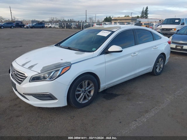 Hyundai SONATA SE 2015 5NPE24AF8FH048531 Image 2