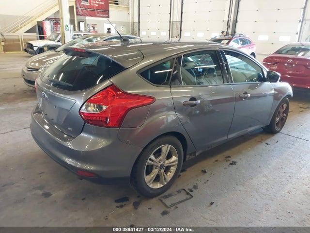 Ford FOCUS SE 2014 1FADP3K20EL355890 Image 4