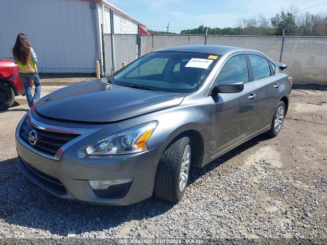 Nissan Altima 2.5 S 2014 1N4AL3APXEC179359 Image 2