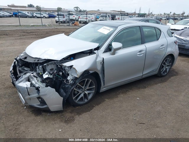 JTHKD5BH5F2224163 Lexus CT 200H