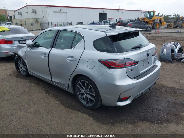 JTHKD5BH5F2224163 Lexus CT 200H