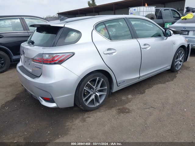 JTHKD5BH5F2224163 Lexus CT 200H