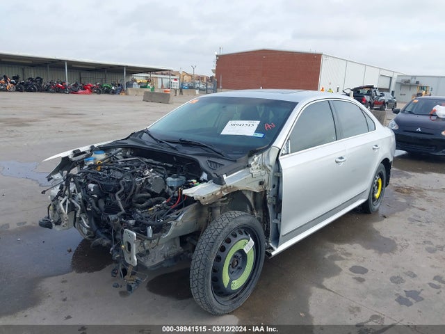 1VWBS7A31GC020798 Volkswagen Passat 1.8t Se