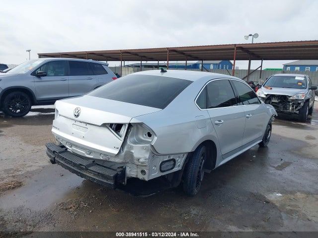 1VWBS7A31GC020798 Volkswagen Passat 1.8t Se