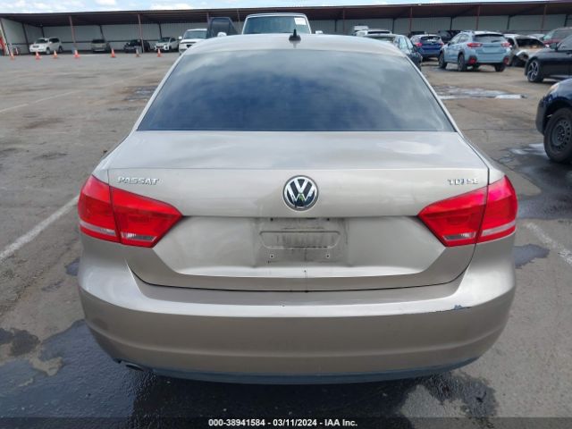 1VWBV7A33FC038502 Volkswagen Passat 2.0l Tdi Se