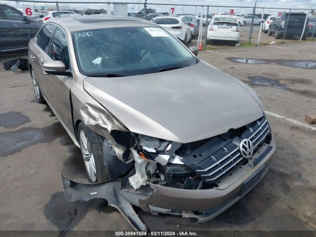 1VWBV7A33FC038502 Volkswagen Passat 2.0l Tdi Se