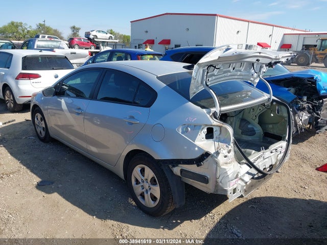 KIA FORTE LX 2016 KNAFK4A65G5477399 Image 3